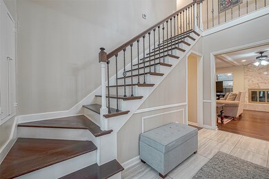 10227 Del Monte Dr, Houston, TX 77042 - photo 3