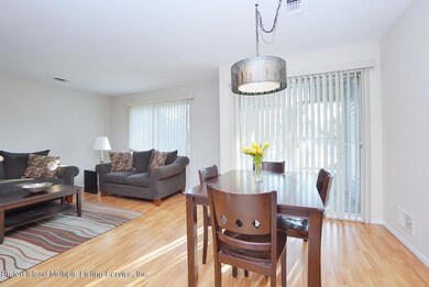 830 Rossville Ave, Staten Island, NY 10309 - photo 6