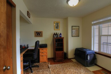 201 E Alexa Ct, Spokane, WA 99208 - photo 6