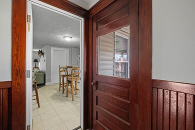 65 S Elm St unit 4, Manchester, NH 03103 - photo 2