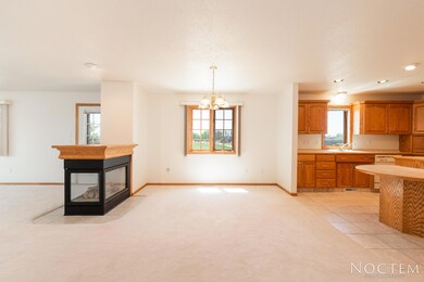 2200 Pirates Loop SE_Interior-4