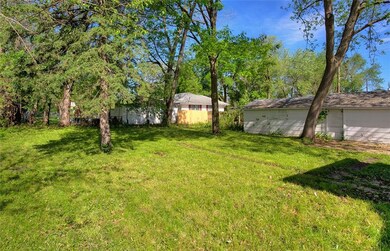 3948 40th St, Des Moines, IA 50310 - photo 4