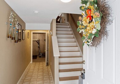 5 Mulberry Ln, Amherst, NH 03031 - photo 4