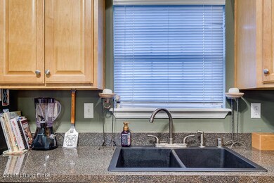 9508 Rustling Tree Way-1008.jpg
