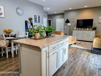 813 Murbach St, Archbold, OH 43502 - photo 6