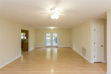 159 Candlestick Dr, Statesville, NC 28625 - photo 4