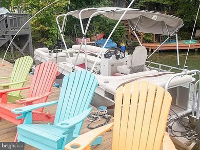 64 Grandview Ave, Harveys Lake, PA 18618 - photo 4