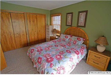 554 Highway 35 N unit 2, Mantoloking, NJ 08738 - photo 5