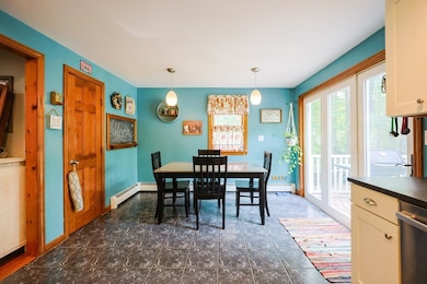 70 Plain St E, Berkley, MA 02779 - photo 5