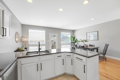 1096 Oregon Ave, Columbus, OH 43201 - photo 6