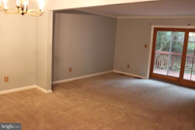 2505 Ebony Rd, Parkville, MD 21234 - photo 4