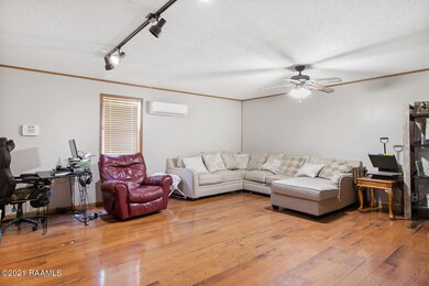 108 Trojan Place-1