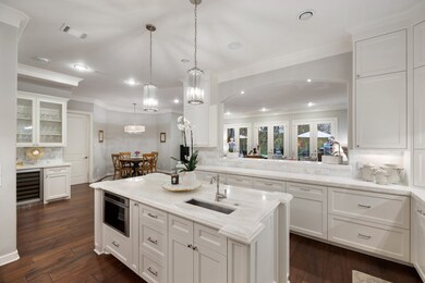 8334 Leafy Ln, Houston, TX 77055 - photo 5