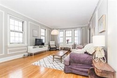 Warwick Condos unit 841, Brookline, MA 02446 - photo 2