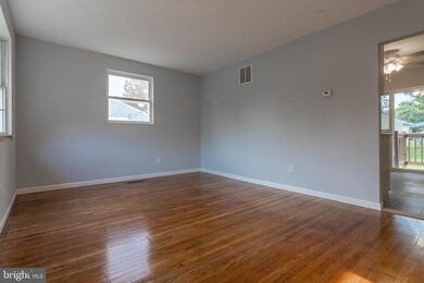 1026 Crest Rd, Pine Hill, NJ 08021 - photo 3