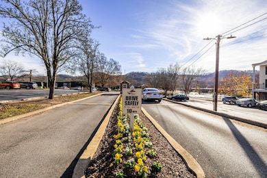 900 Mountain Creek Rd, Chattanooga, TN 37405 - photo 5