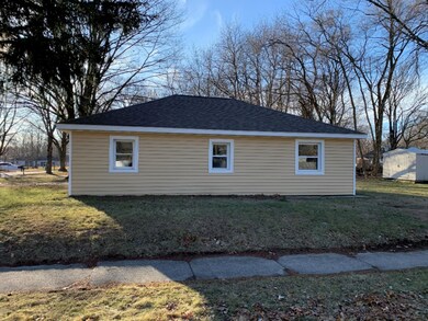 1645 Huron St, Niles, MI 49120 - photo 7