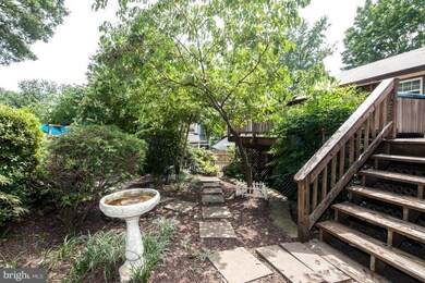 6817 Stoneybrooke Ln, Alexandria, VA 22306 - photo 4