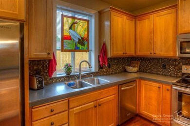 61182 Hilmer Creek Dr, Bend, OR 97702 - photo 5