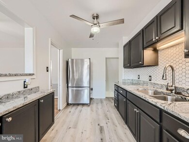 1920 Hillenwood Rd, Baltimore, MD 21239 - photo 7