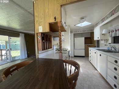 32814 E Dixon St, Eugene, OR 97408 - photo 5