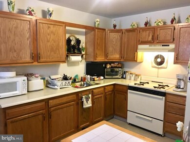 84 S Dudley St, Camden, NJ 08105 - photo 5