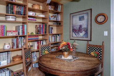 Breakfast Room