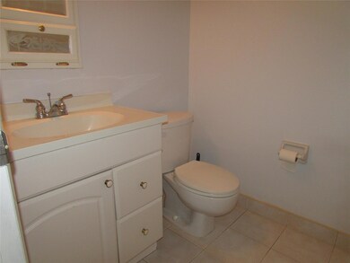1/2 BATH