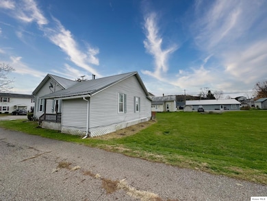 106 School St, Bellville, OH 44813 - photo 5