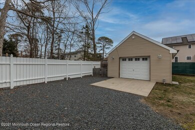 132 Bowsprit Rd, Manahawkin, NJ 08050 - photo 2