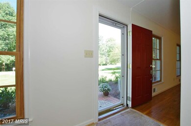 17621 Princess Anne Dr, Olney, MD 20832 - photo 4