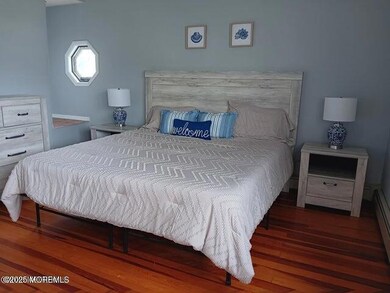 28 Waterview Way unit Upstairs, Sea Bright, NJ 07760 - photo 4