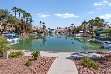 LAKE INSIDE THE COMMUNITY
