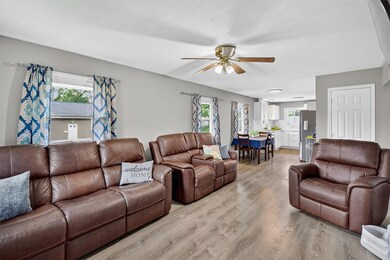 2100 Searle St, Des Moines, IA 50317 - photo 4