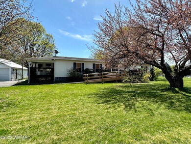 306 E Penn St, Muncy, PA 17756 - photo 2