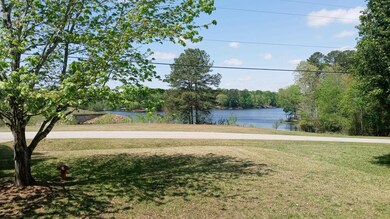 908 Sagamore Dr, Louisburg, NC 27549 - photo 2