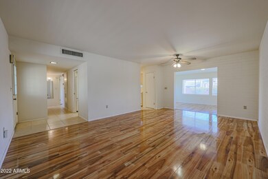 9901 W Crosby Cir S, Sun City, AZ 85351 - photo 7