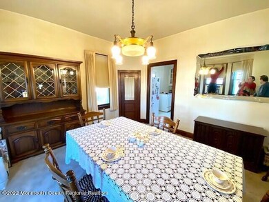 Dining 2