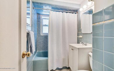 660 OCEAN AVENUE BATHROOM DOWNSTAIRS UNI