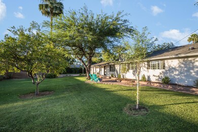 Large Private Front Yard!