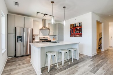 5710 Mccommas Blvd unit 301, Dallas, TX 75206 - photo 2