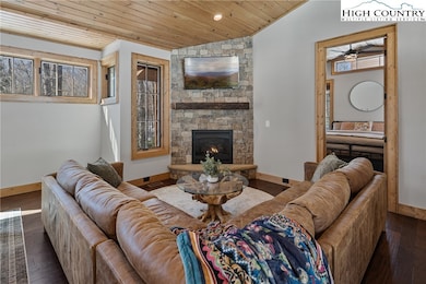 176 High Hemlock Trail, Blowing Rock, NC 28605 - photo 7