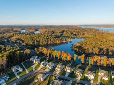 1801 River Breeze Dr unit 7, Soddy-Daisy, TN 37379 - photo 4