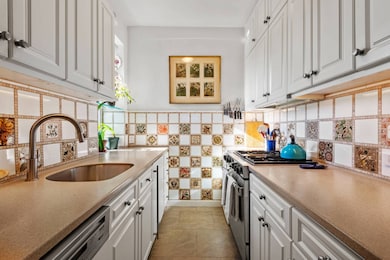 127 W 82nd St unit 1213/7503, New York, NY 10024 - photo 2