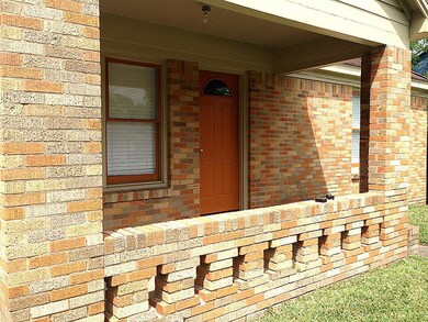 603 Eleanor St, Houston, TX 77009 - photo 2