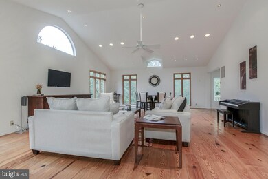 201 Springbrook Dr, Silver Spring, MD 20904 - photo 2