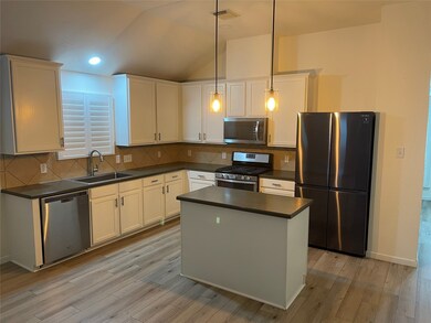 3414 Dorsey Ln, Pearland, TX 77584 - photo 6