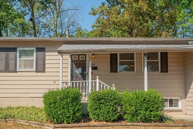 1212 Thurell Rd, Columbus, OH 43229 - photo 4