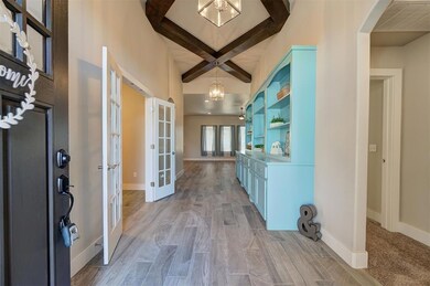 Welcome Home! Gorgeous entry way
