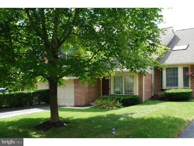 10 Oak Leaf Ln unit 32, Downingtown, PA 19335 - photo 2